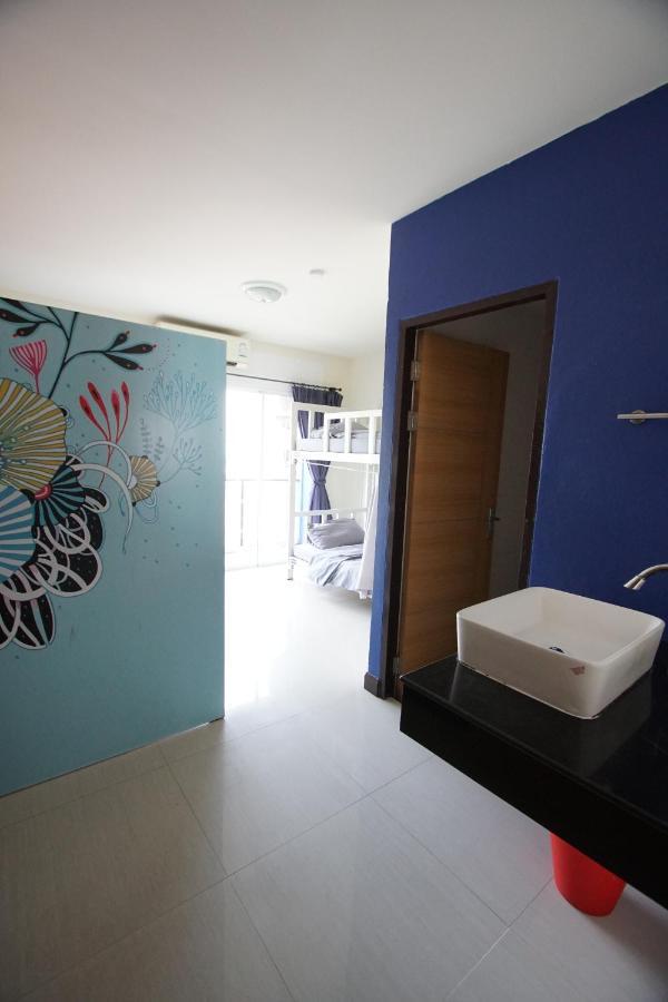 Bedbox Guesthouse And Hostel Patong Buitenkant foto