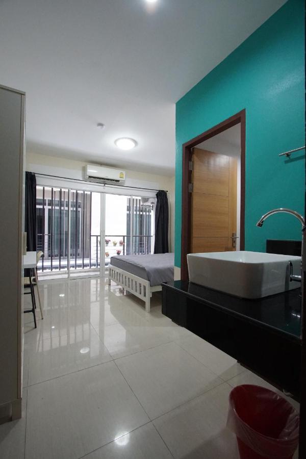 Bedbox Guesthouse And Hostel Patong Buitenkant foto
