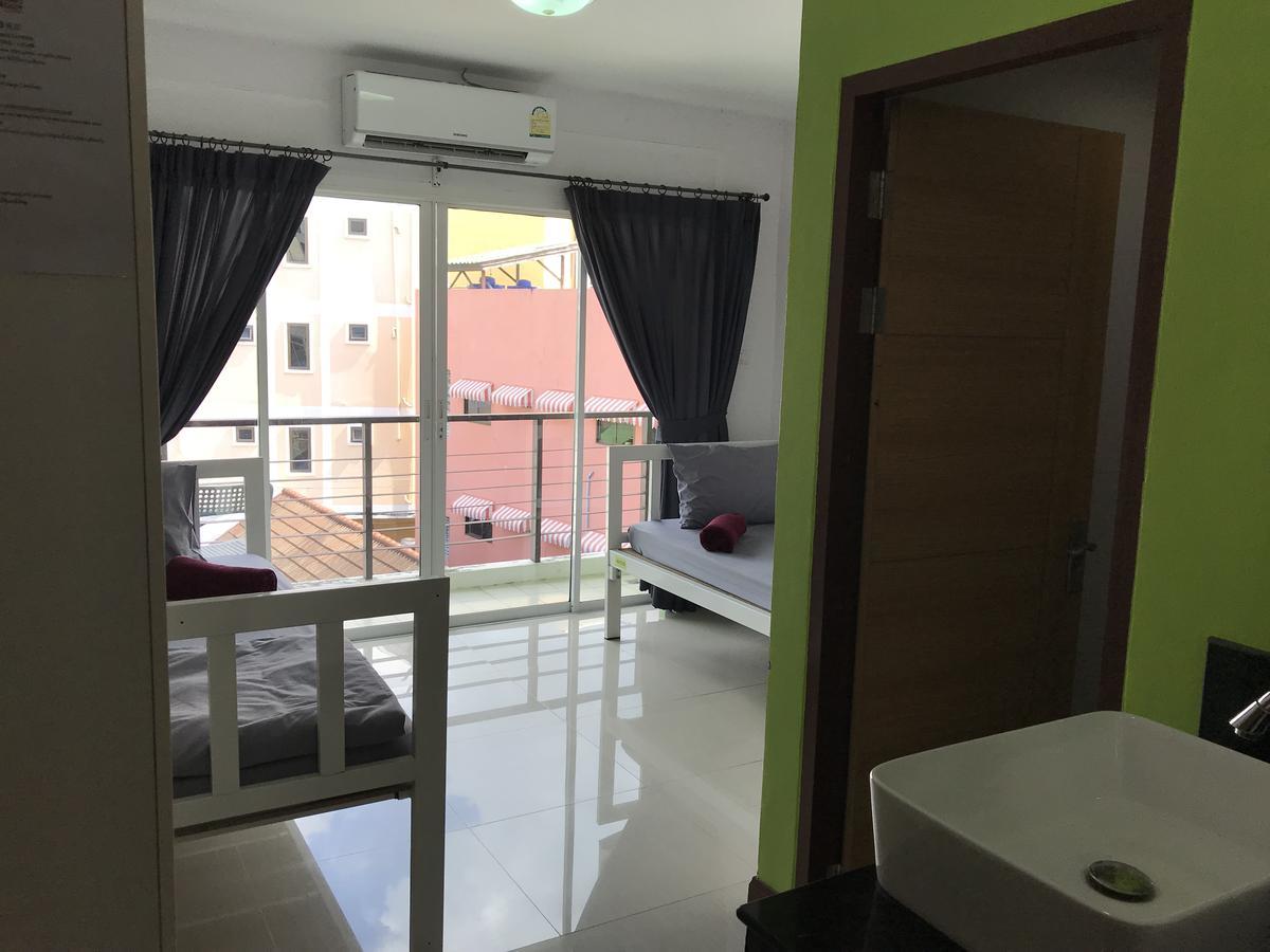 Bedbox Guesthouse And Hostel Patong Buitenkant foto