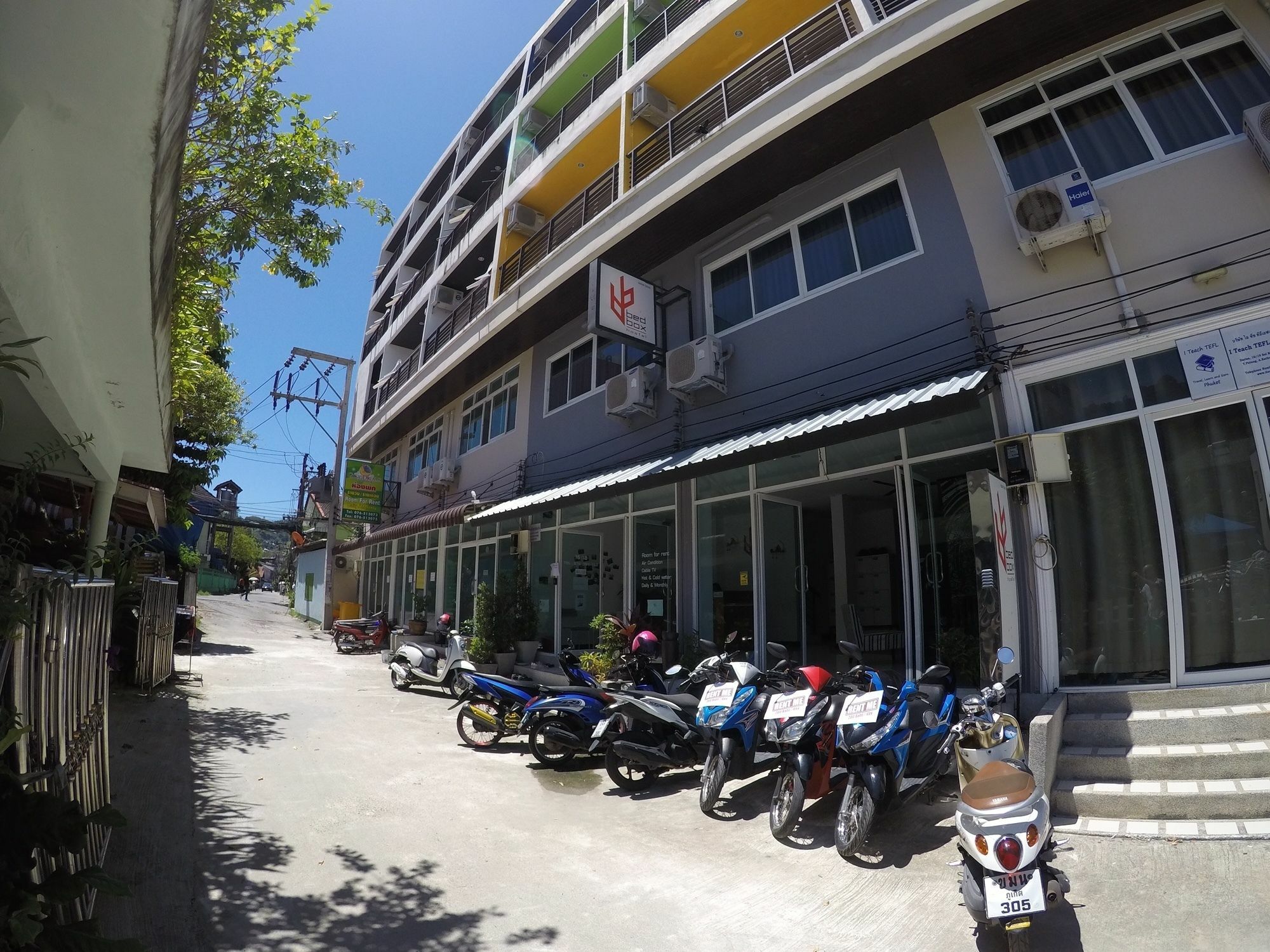 Bedbox Guesthouse And Hostel Patong Buitenkant foto